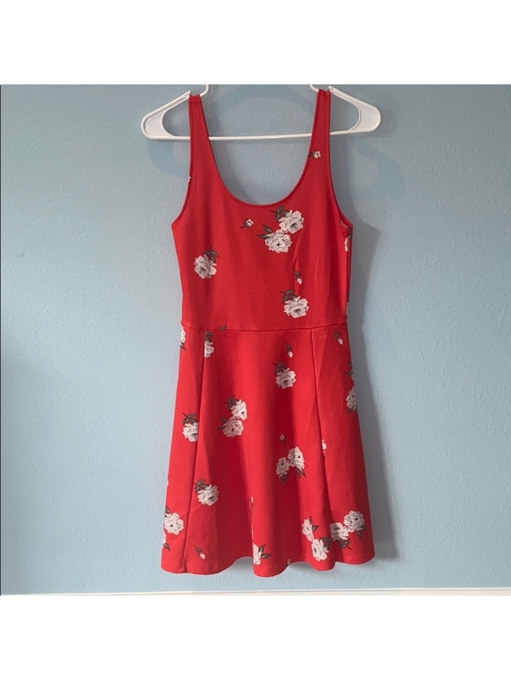 Divided by H&M Red Floral Scoop Neck Tank Mini Dress, Size 4 EUC